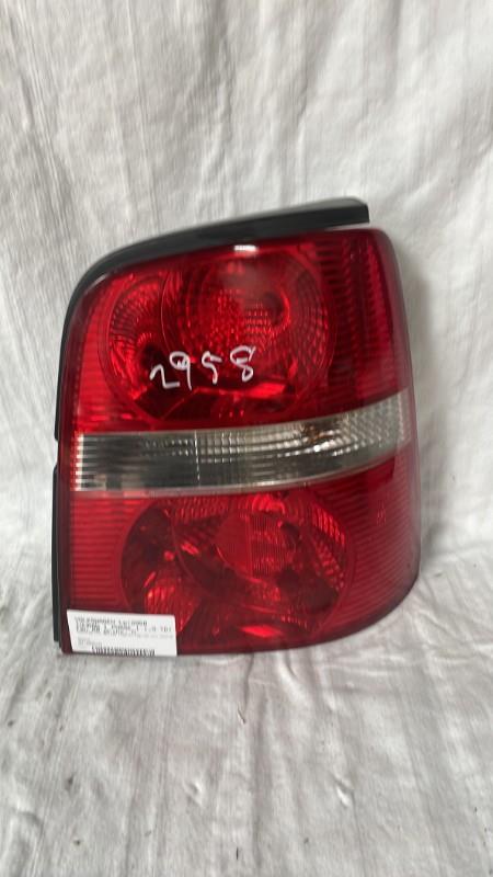 Fanale posteriore principale destro (luci) VOLKSWAGEN TOURAN 1 PHASE 1 Diésel - 1