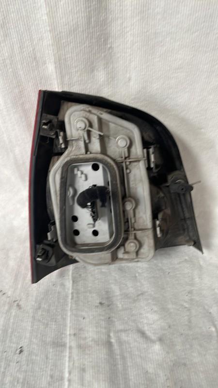 Fanale posteriore principale destro (luci) VOLKSWAGEN POLO 4 PHASE 1 Gasolina - 1