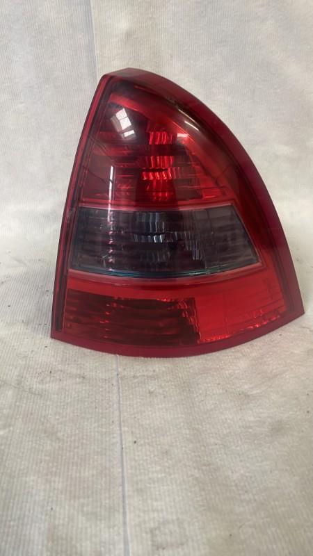 Fanale posteriore principale destro (luci) CITROEN C5 1 PHASE 2 Diésel - 1