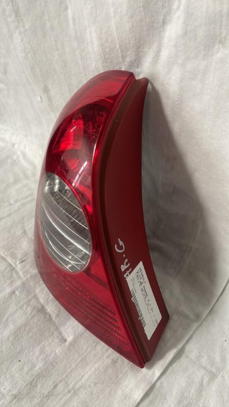 Fanale posteriore principale sinistro (luci) RENAULT CLIO 2 PHASE 2 Gasolina - 1