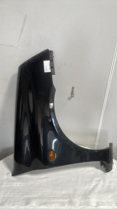 Aile avant droit RENAULT CLIO 2 PHASE 2  - 1