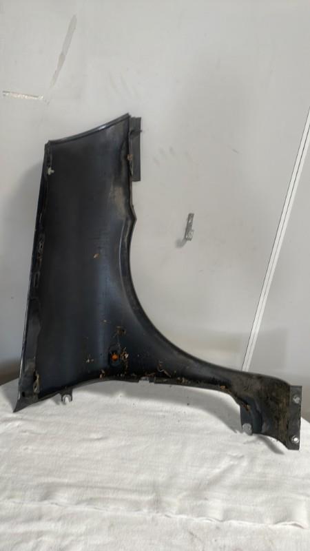 Aile avant gauche RENAULT CLIO 2 PHASE 2  - 1