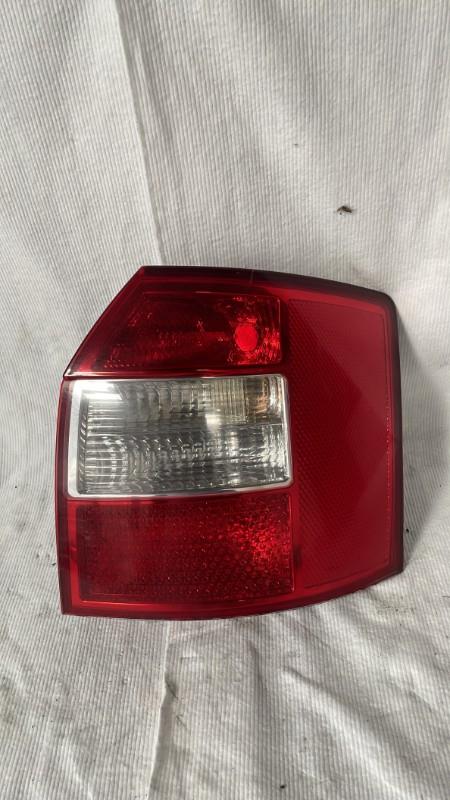 Luz trasera principal derecha (luces) AUDI A4 2 AVANT PHASE 1 BREAK Diésel - 1