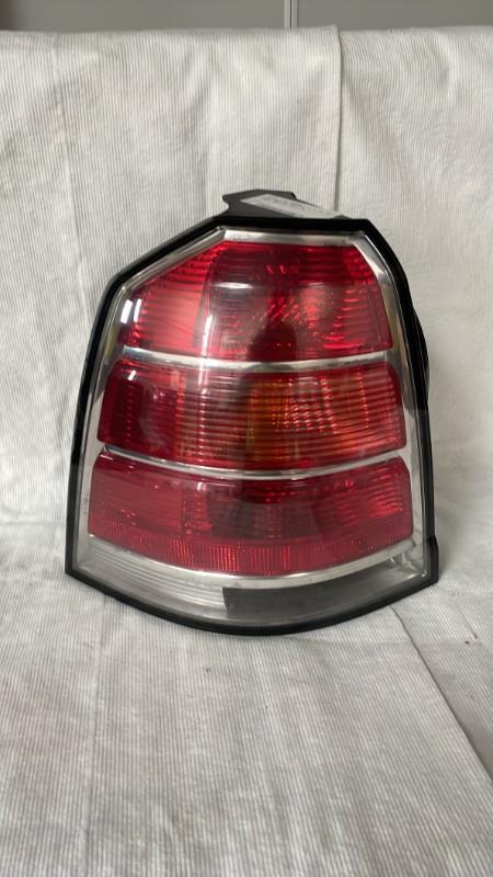 Fanale posteriore principale sinistro (luci) OPEL ZAFIRA B PHASE 1 Diésel - 1
