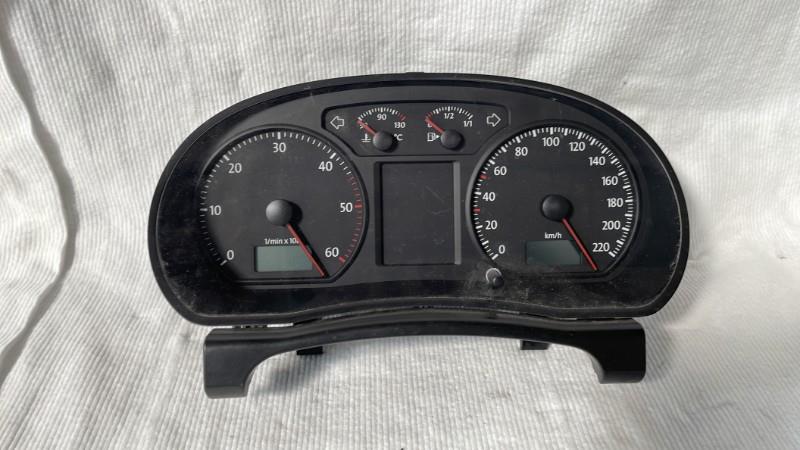 Compteur VOLKSWAGEN POLO 4 PHASE 2 Diesel - 1
