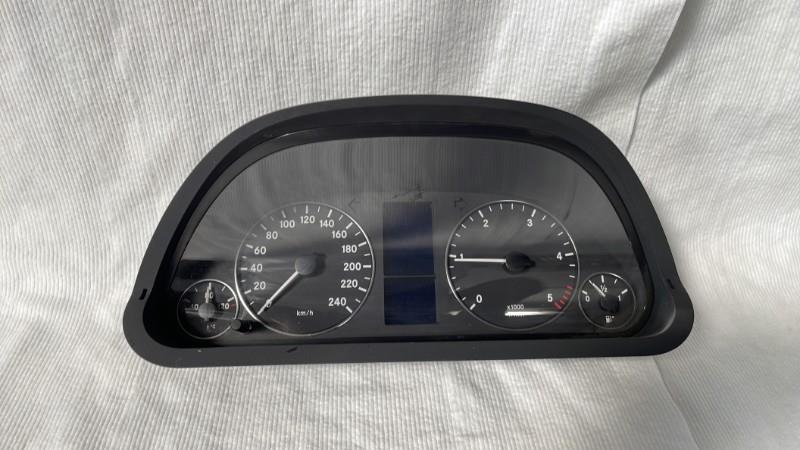 Compteur MERCEDES CLASSE A 169 PHASE 2 Diesel - 1