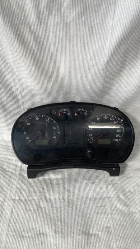 Compteur VOLKSWAGEN POLO 4 PHASE 1  - 1