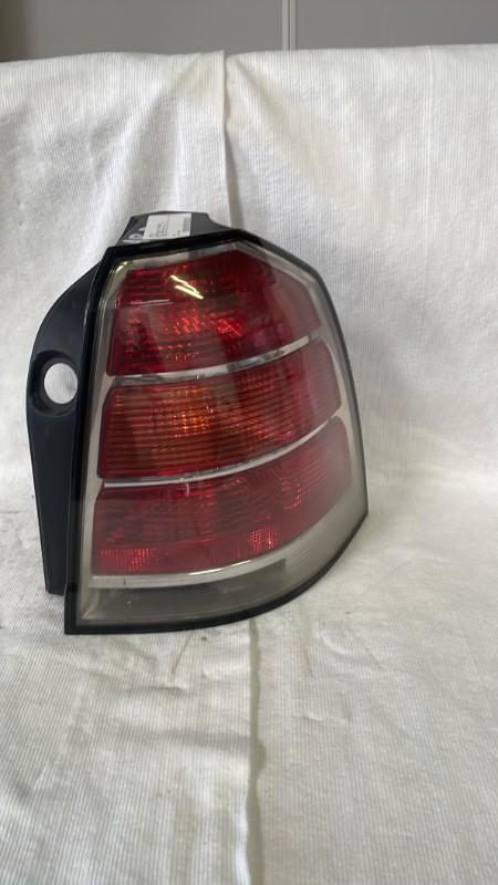Fanale posteriore principale destro (luci) OPEL ZAFIRA B PHASE 1  - 1