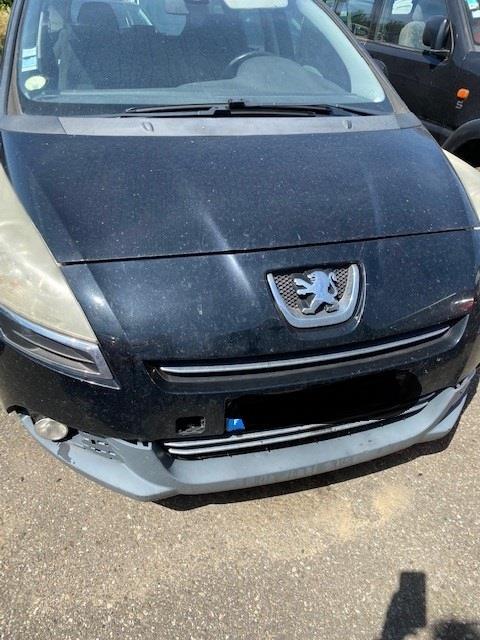 Fanale posteriore principale sinistro (luci) PEUGEOT 5008 1 PHASE 1 Diésel - 1