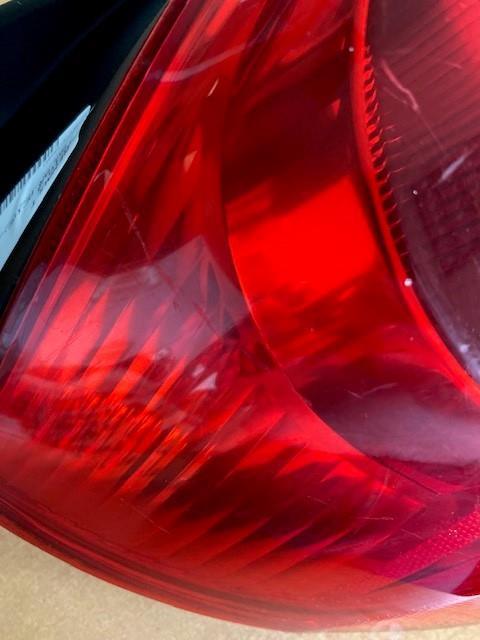 Fanale posteriore principale sinistro (luci) RENAULT CLIO 3 PHASE 1 Gasolina - 1