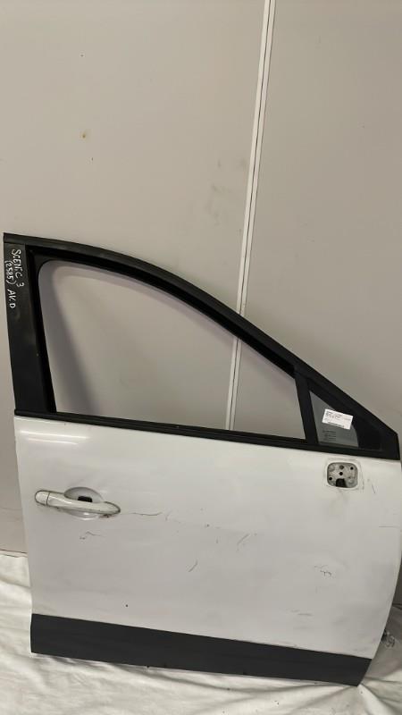 Porte avant droit RENAULT SCENIC 3 PHASE 1 Diesel - 1