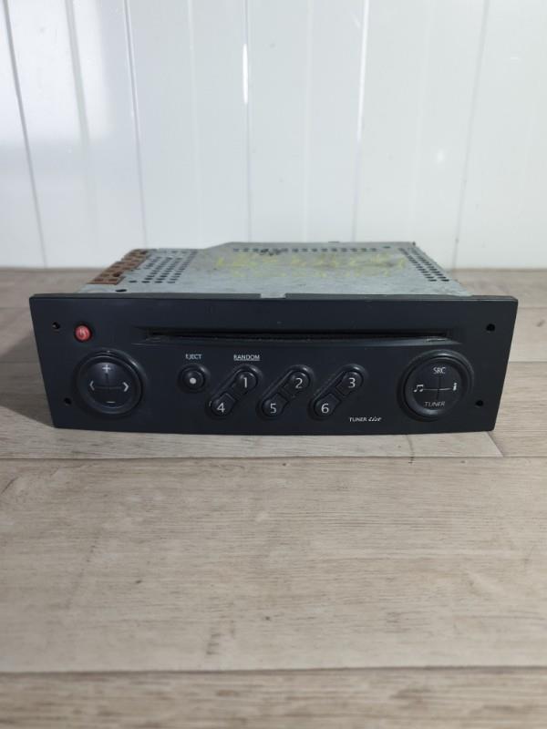 Autoradio d'origine RENAULT MEGANE Diesel - 1