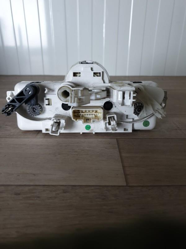 Commande chauffage RENAULT MODUS PHASE 2 Essence - 1