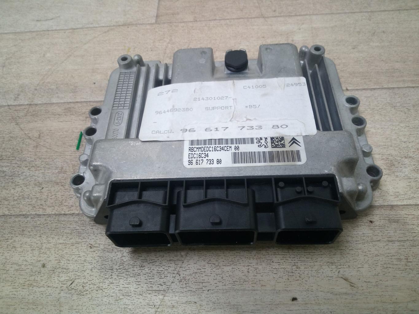 Calculateur CITROEN C4 1 PHASE 1 Diesel - 1