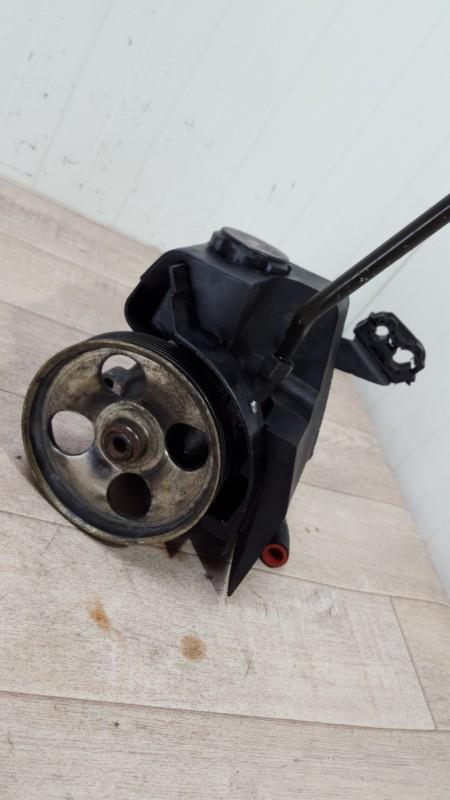 Pompe de direction PEUGEOT 206 Diesel - 1