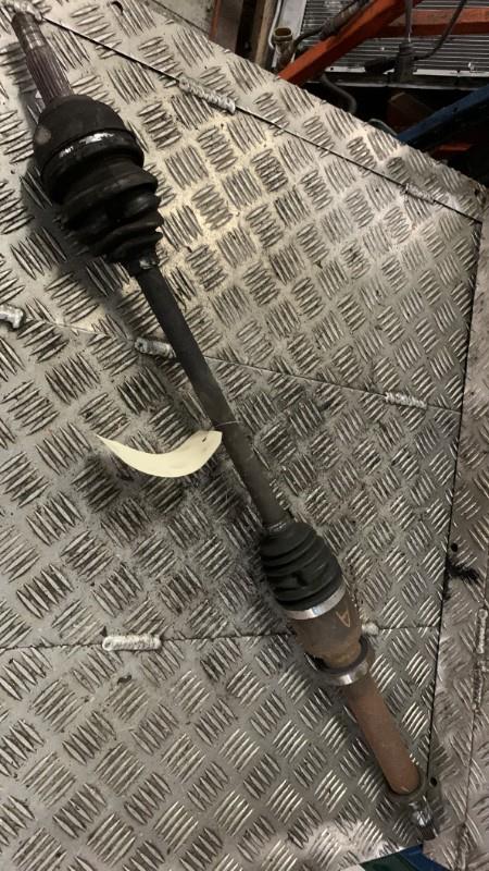 Cardan gauche (transmission) RENAULT CLIO 3 PHASE 1 Essence - 1