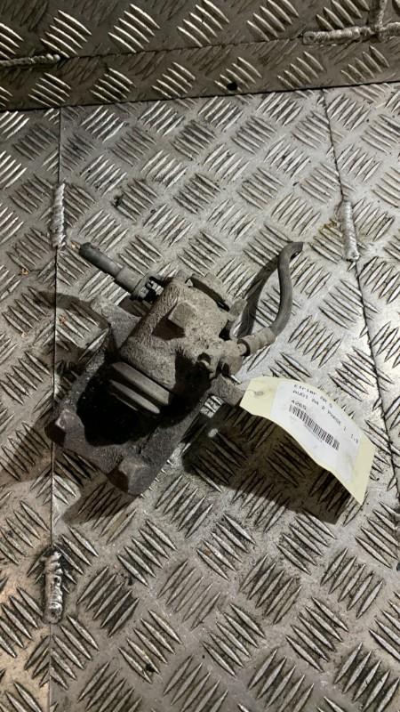Etrier arriere gauche (freinage) AUDI A4 2 PHASE 1 Diesel - 1