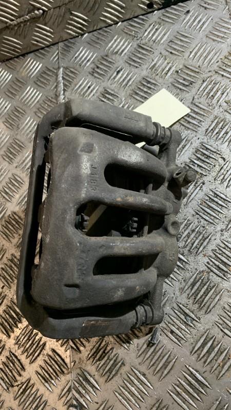 Etrier avant droit (freinage) CITROEN C5 2 Diesel - 1