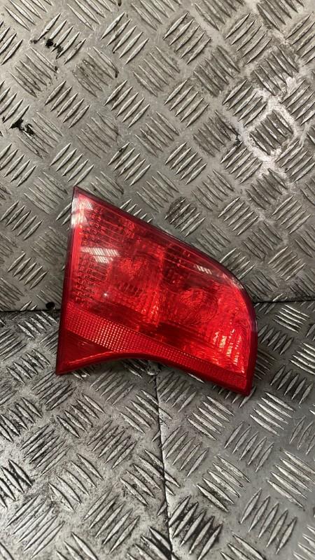 Feu arriere secondaire droit (feux) AUDI A4 2 AVANT PHASE 2 BREAK  - 1
