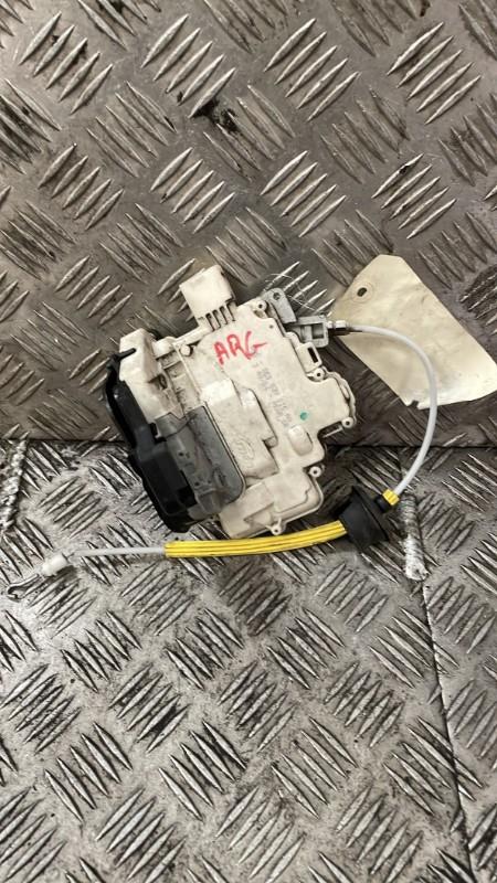 Serrure arriere gauche AUDI A4 2 AVANT PHASE 2 BREAK  - 1