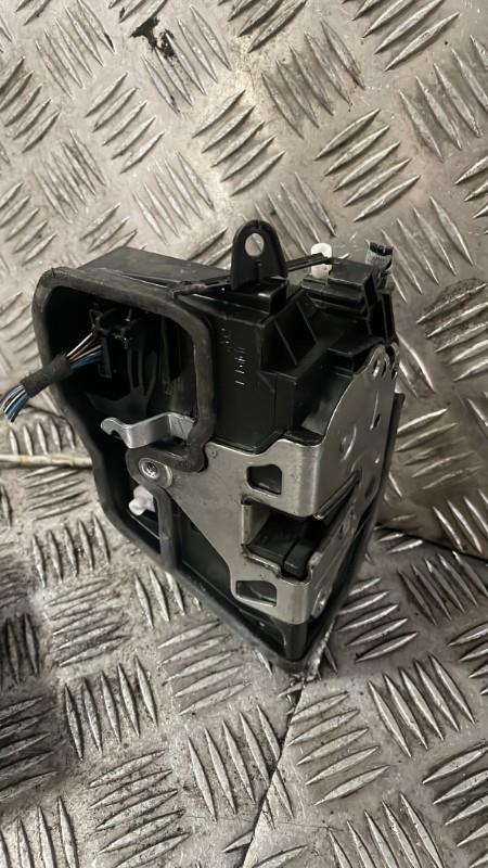 Serrure avant gauche BMW SERIE 1 E81 116D 2.0D - 16V TURBO  - 1