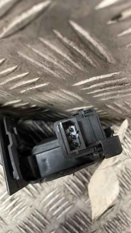 Serrure de hayon AUDI A4 2 AVANT PHASE 2 BREAK  - 1