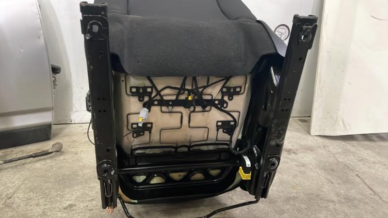 Siege avant droit PEUGEOT 208 1 PHASE 2  - 1