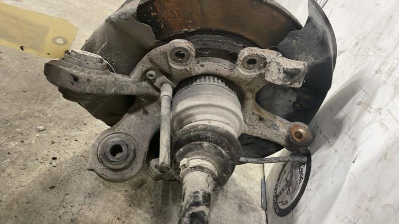 Moyeu arriere droit BMW SERIE 1 E87 PHASE 2  - 1