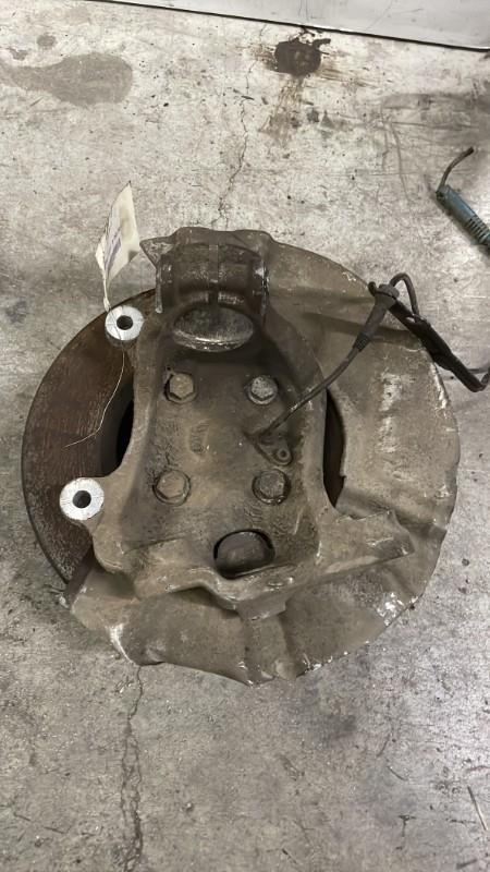 Moyeu avant droit BMW SERIE 5 E60 PHASE 2 Diesel - 1