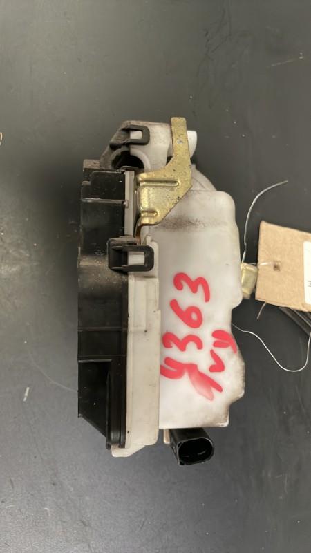 Serrure avant droit SEAT IBIZA 2 PHASE 3 Essence - 1