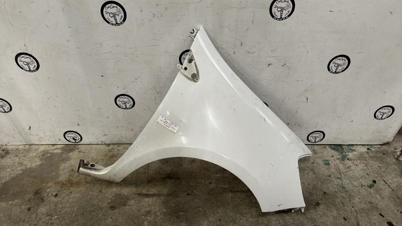Aile avant droit RENAULT CLIO 3 PHASE 1 Diesel - 1