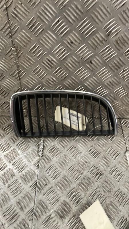 Calandre gauche BMW SERIE 3 E90 PHASE 1  - 1