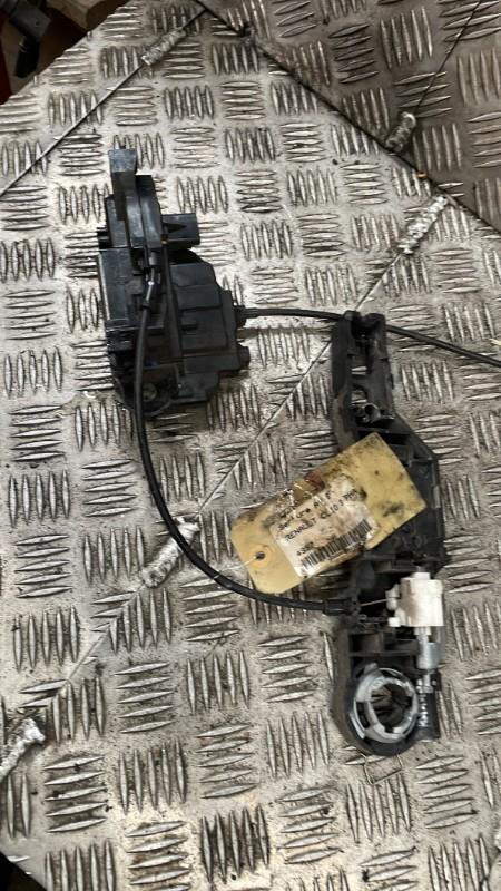 Serrure avant gauche RENAULT CLIO 3 PHASE 1 Diesel - 1