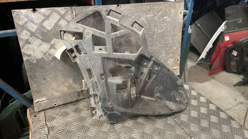 Support de pare chocs avant RENAULT SCENIC 3 1.5 DCI - 8V TURBO  - 1