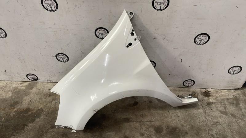 Aile avant gauche RENAULT CLIO 3 PHASE 2  - 1