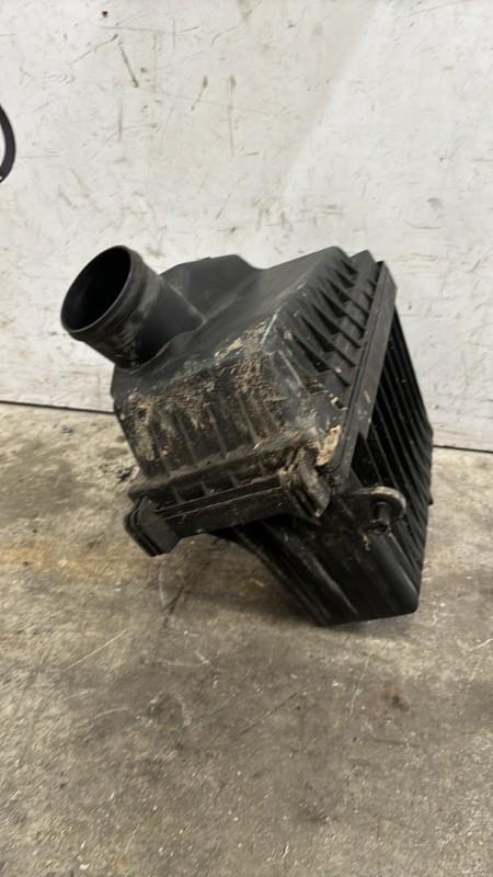 Boite a air NISSAN VANETTE 2 Diesel - 1