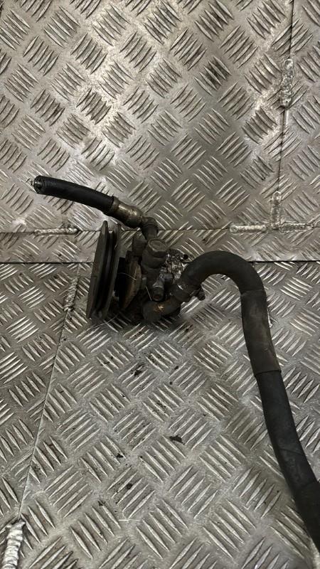 Pompe de direction NISSAN VANETTE 2 Diesel - 1