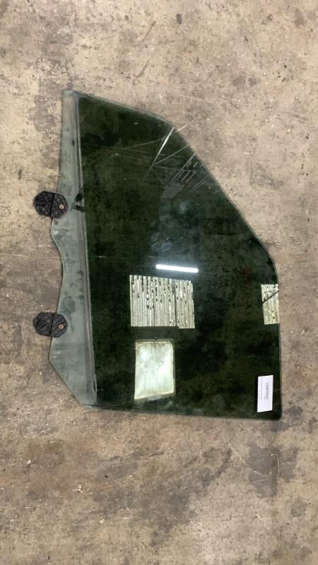 Vitre avant gauche LAND ROVER DISCOVERY 3  - 1