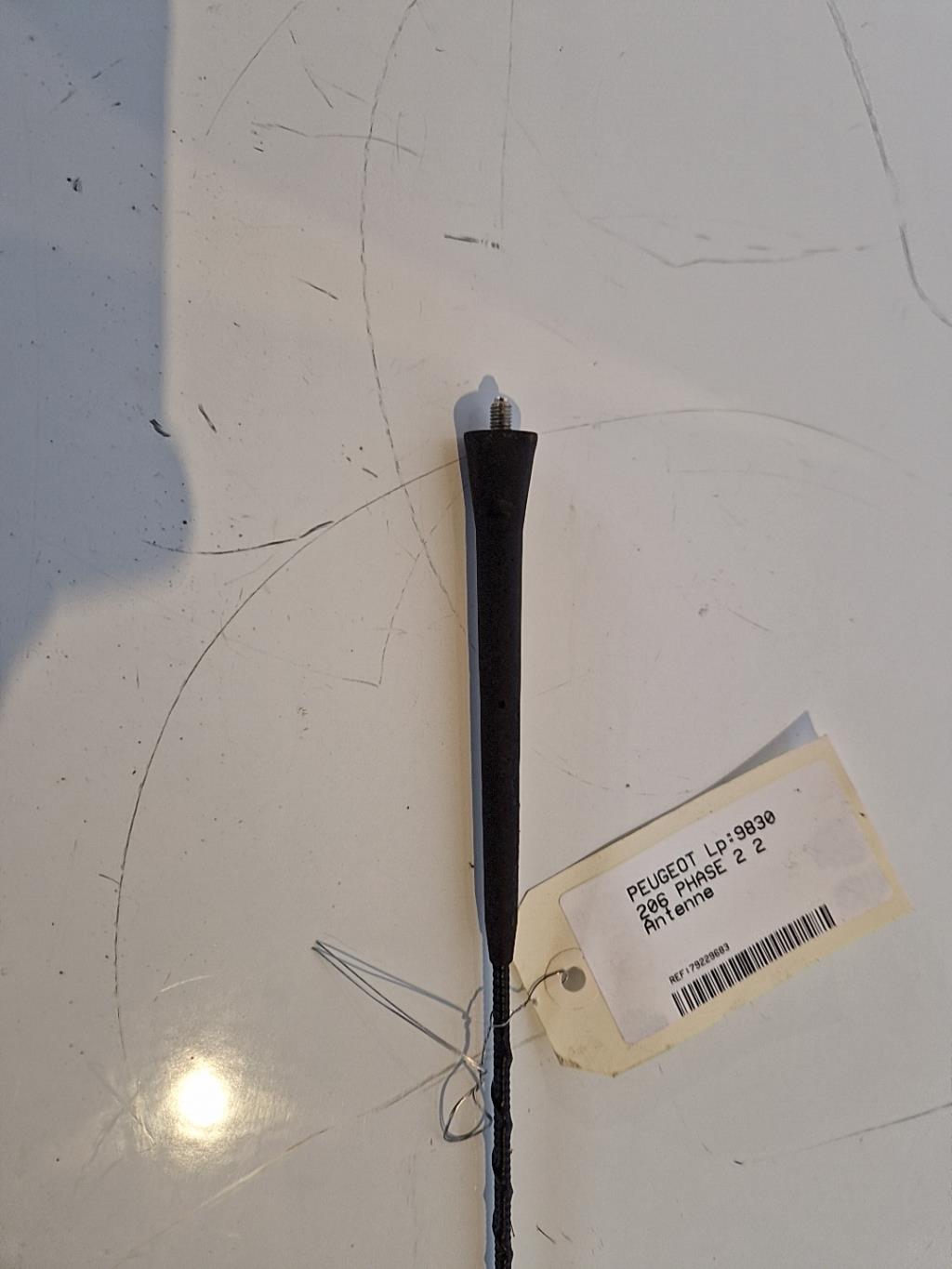 Antenne PEUGEOT 206 PHASE 2  - 1