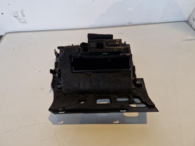 Boite a gants AUDI A3 3 SPORTBACK PHASE 2  - 1