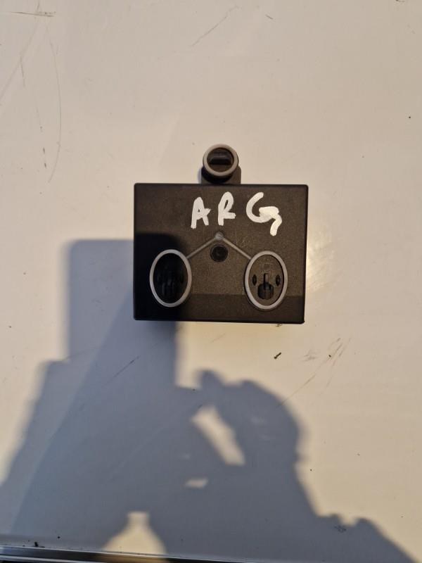 Boitier telecommande recepteur centralisation porte AUDI A3 3 SPORTBACK PHASE 2  - 1