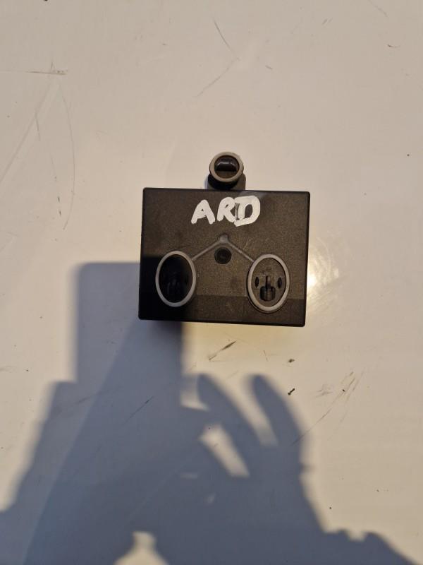 Boitier telecommande recepteur centralisation porte AUDI A3 3 SPORTBACK PHASE 2  - 1