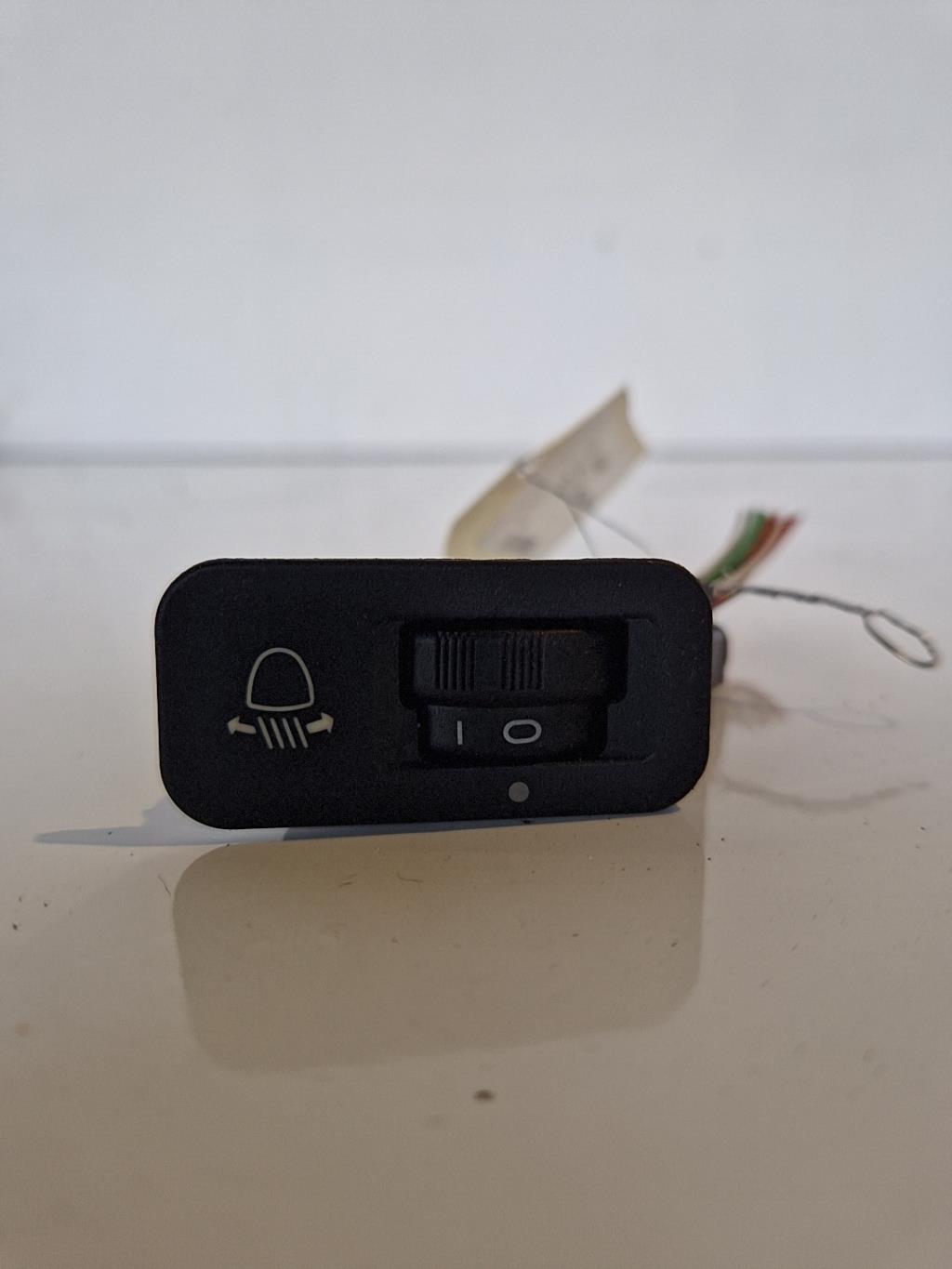 Commande de reglage hauteur de phare PEUGEOT 206 PHASE 2  - 1
