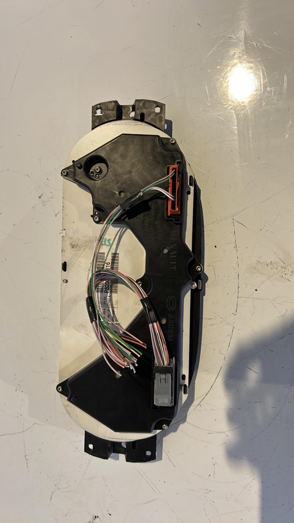 Compteur RENAULT CLIO 2 PHASE 1 Essence - 1