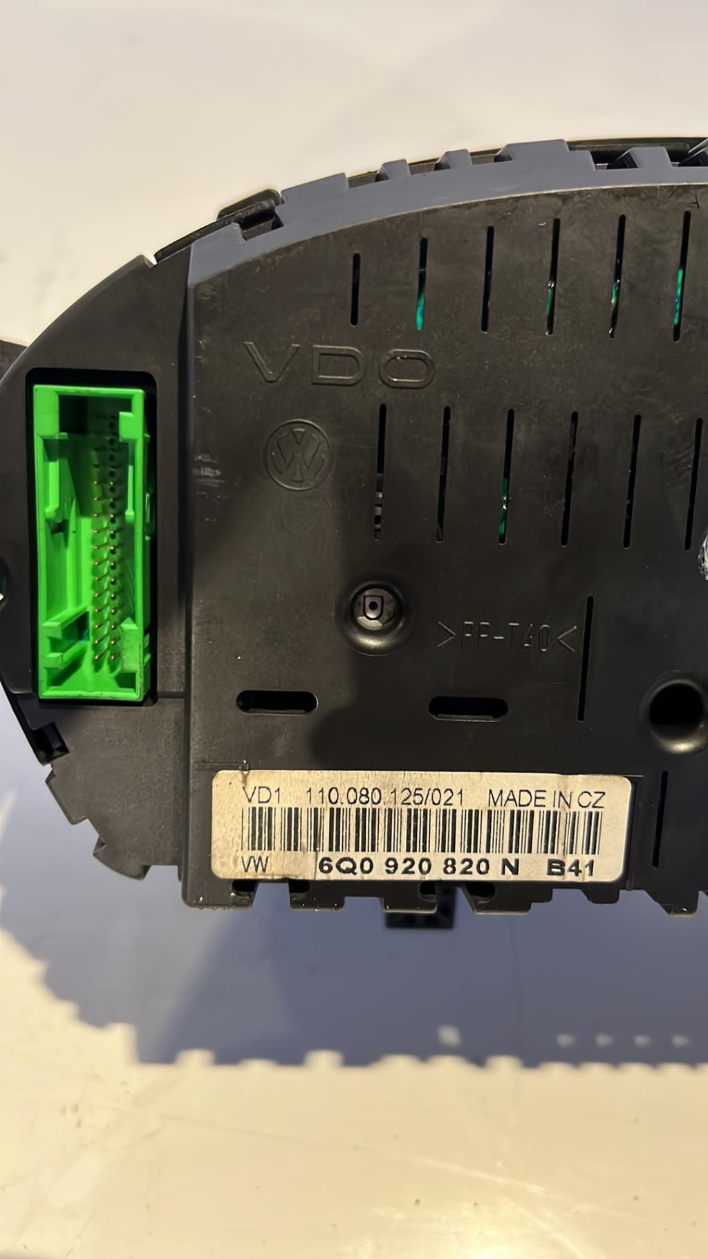 Compteur VOLKSWAGEN POLO 4 PHASE 1  - 1