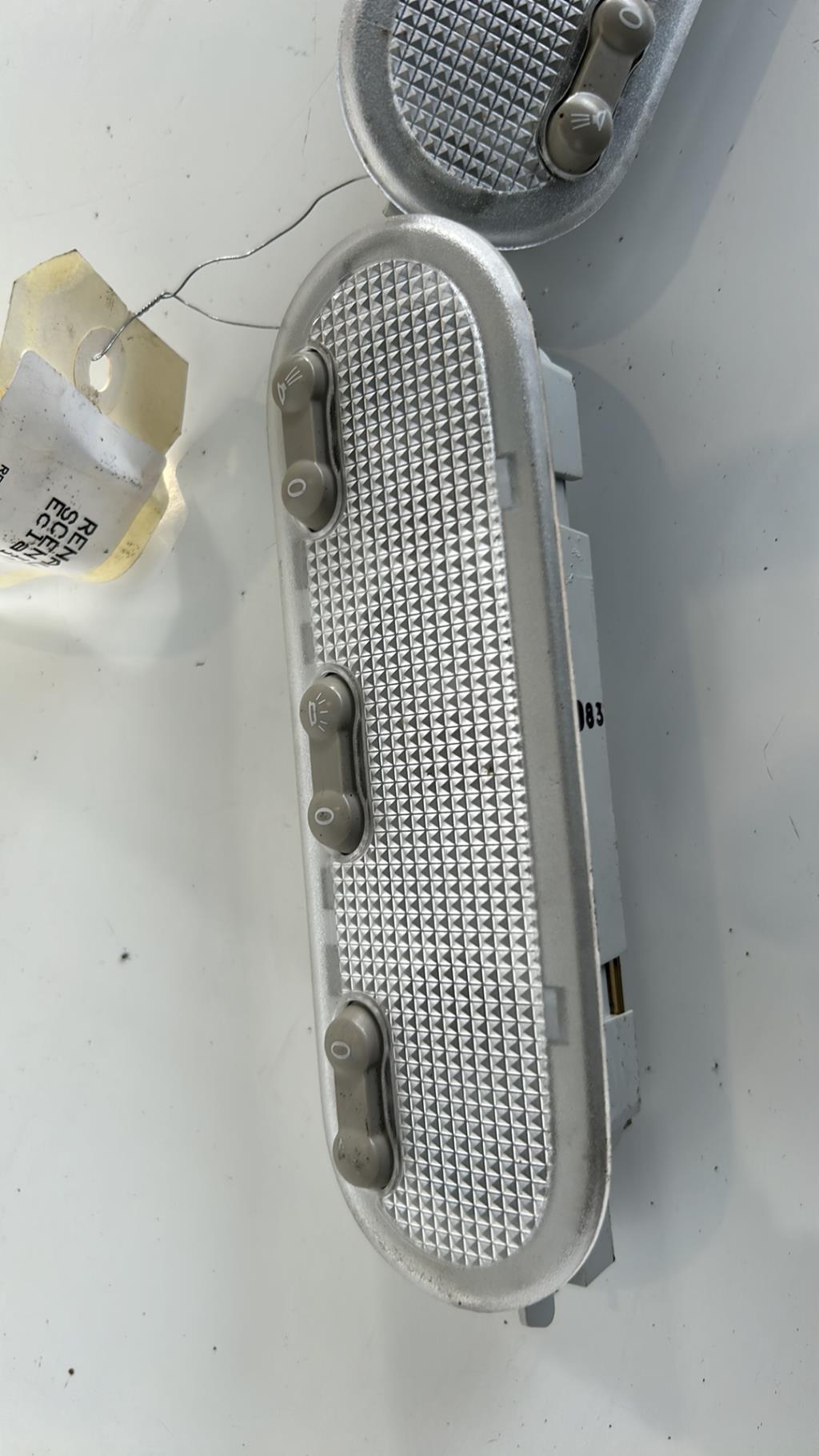 Eclairage de plafonnier RENAULT SCENIC 2 PHASE 1 Essence - 1