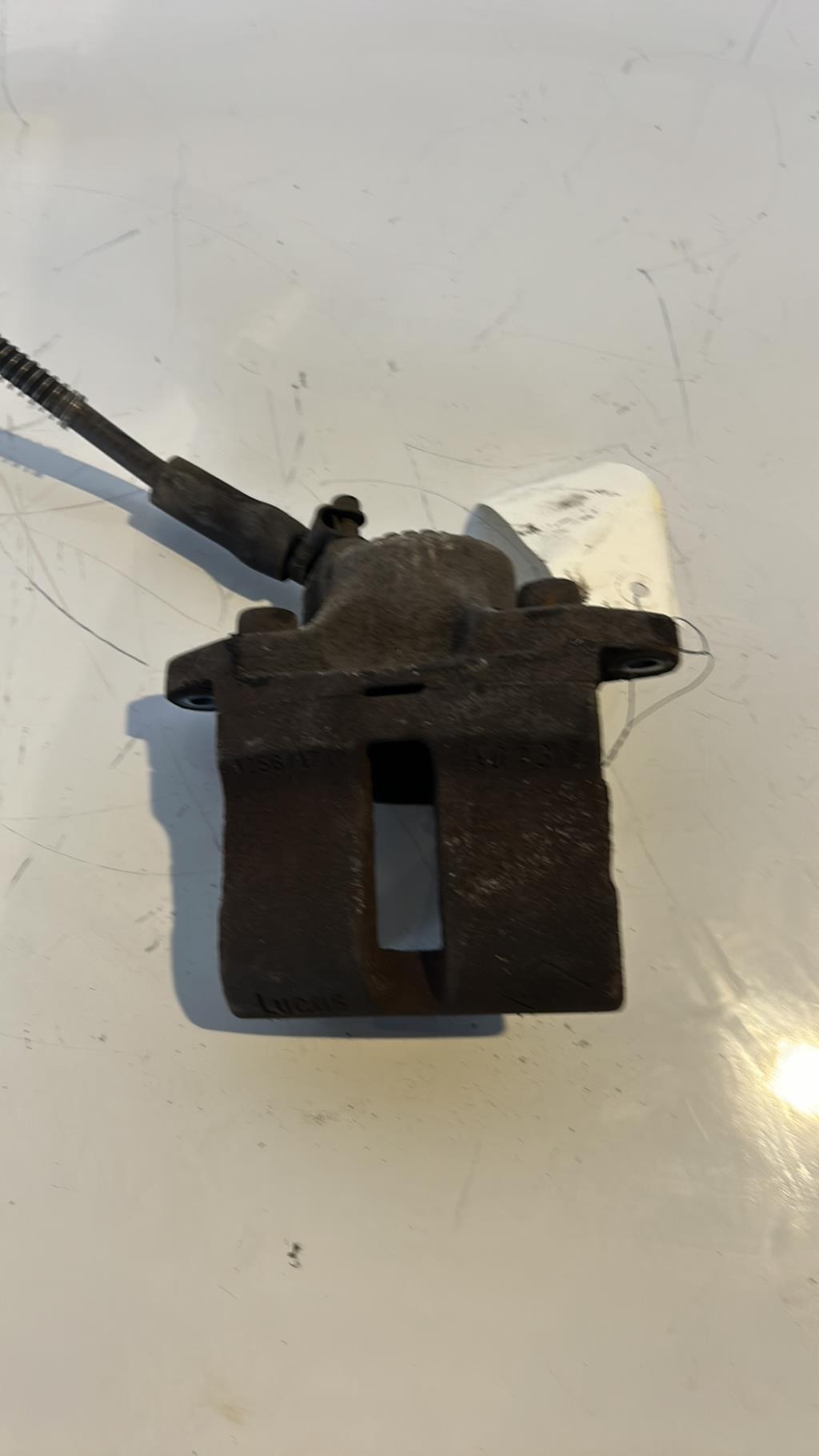 Etrier avant droit (freinage) RENAULT CLIO 2 PHASE 1 Essence - 1
