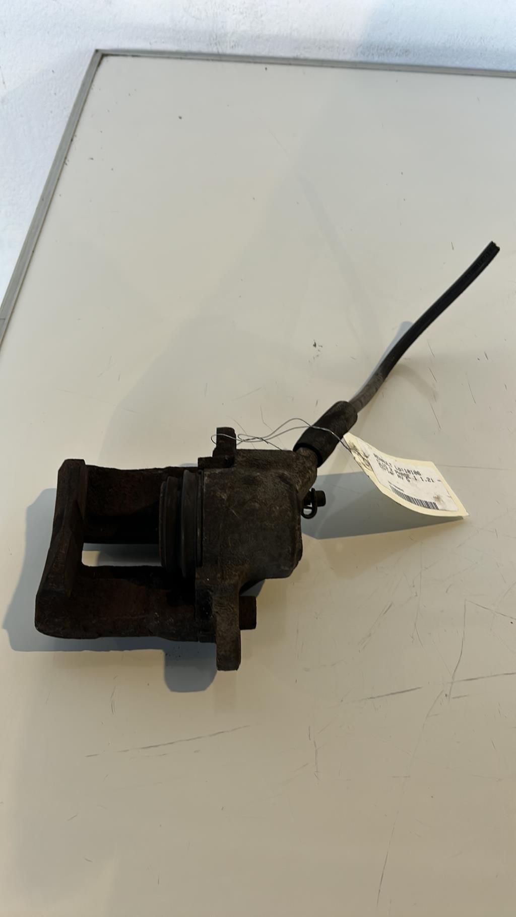 Etrier avant gauche (freinage) RENAULT CLIO 2 PHASE 1 Essence - 1