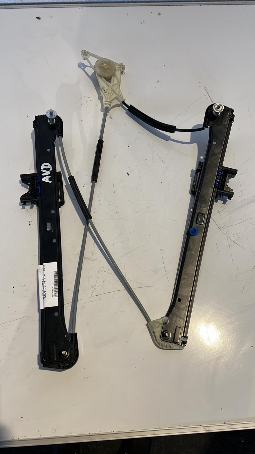 Leve vitre electrique avant gauche AUDI A3 3 SPORTBACK PHASE 2  - 1
