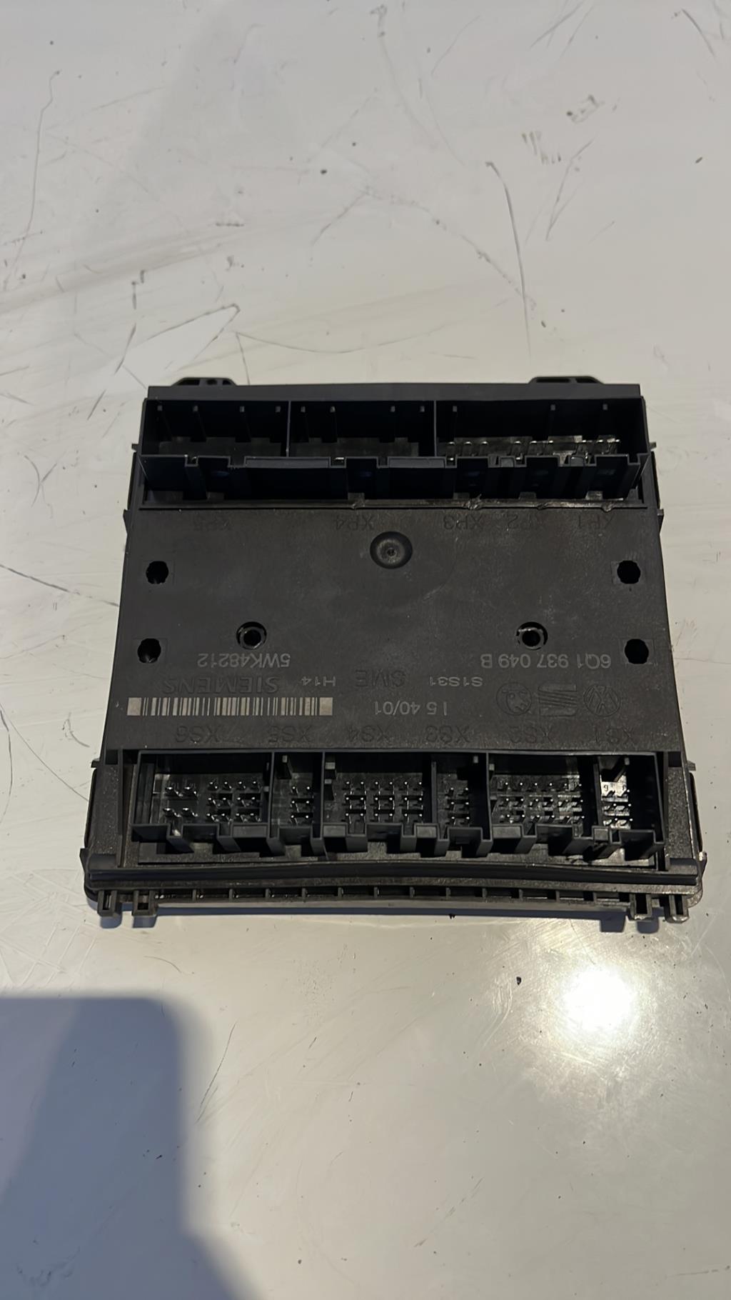 Module électronique VOLKSWAGEN POLO 4 PHASE 1  - 1